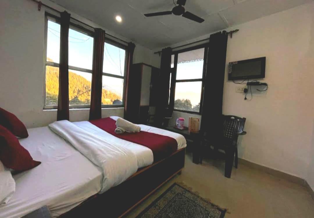 The Lake Cottage By Vrb Hotels Dharamshala Bagian luar foto